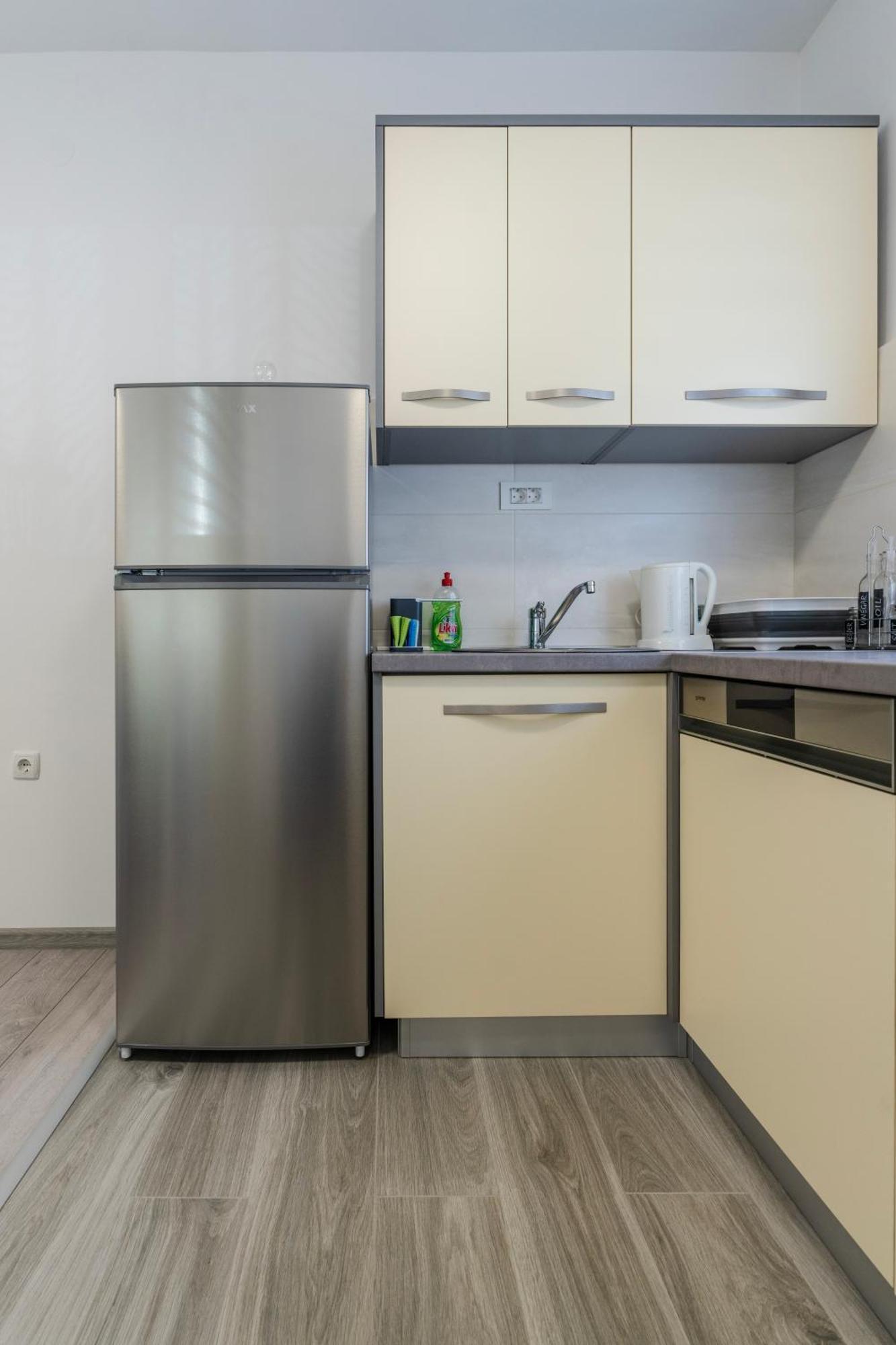 Lusi Apartment โอโทชาส ภายนอก รูปภาพ