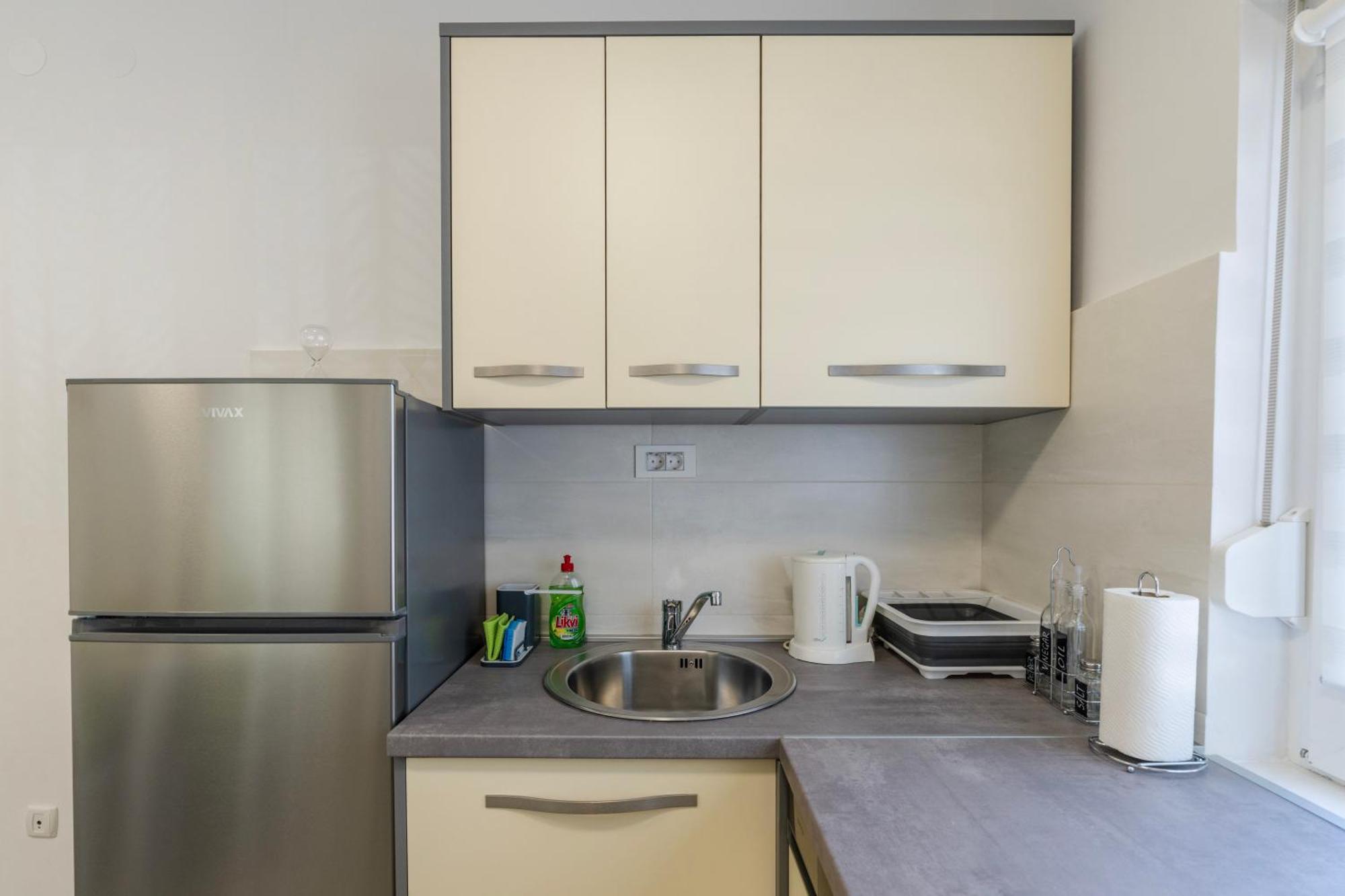 Lusi Apartment โอโทชาส ภายนอก รูปภาพ